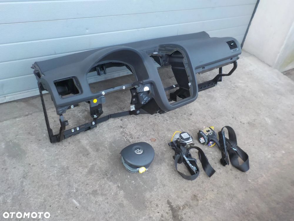 VOLKSWAGEN GOLF V KOKPIT KONSOLA DESKA PODUSZKI PASY - 2