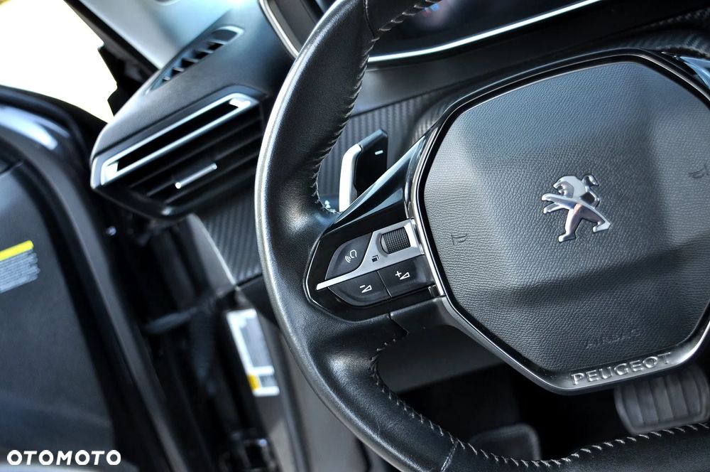 Peugeot 2008 1.5 BlueHDi Allure Pack S&S EAT8 - 26