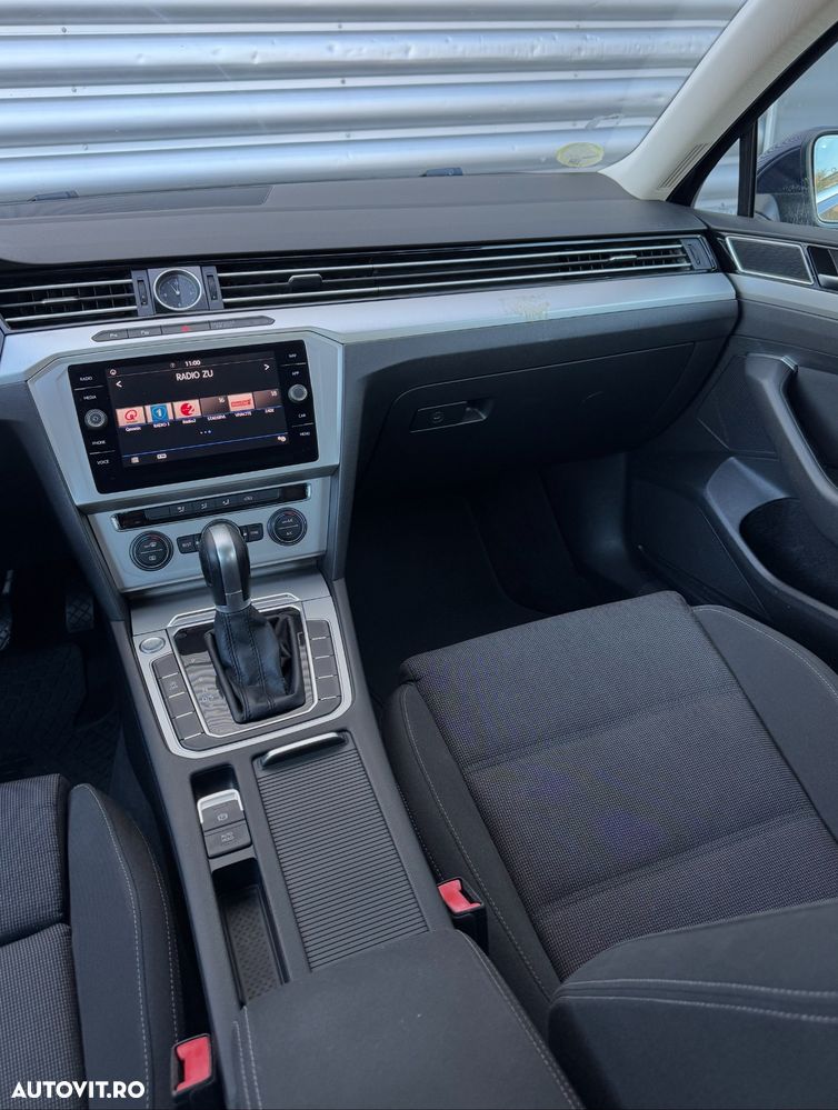 Volkswagen Passat - 8