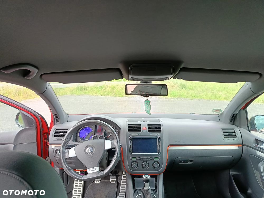 Volkswagen Golf 2.0 GTI Pirelli - 13