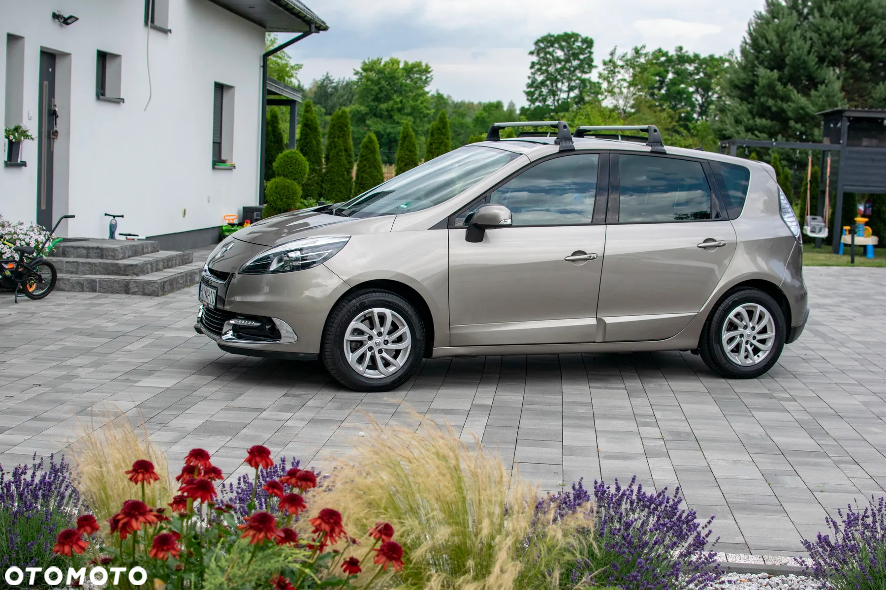 Renault Scenic - 24