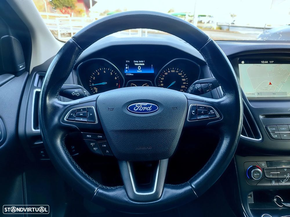 Ford Focus SW 1.0 EcoBoost Titanium - 20