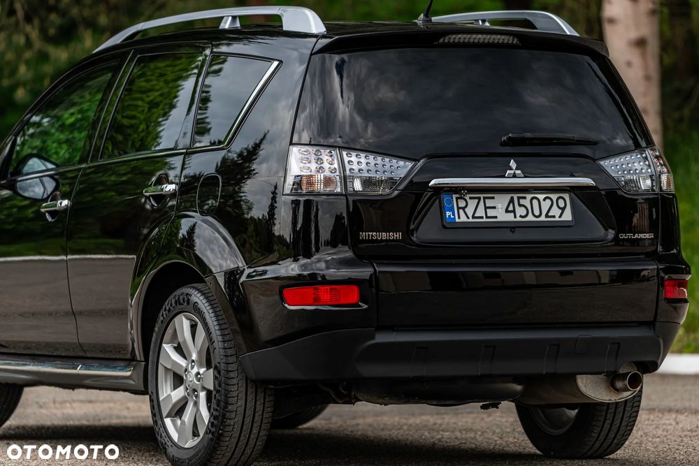 Mitsubishi Outlander - 5