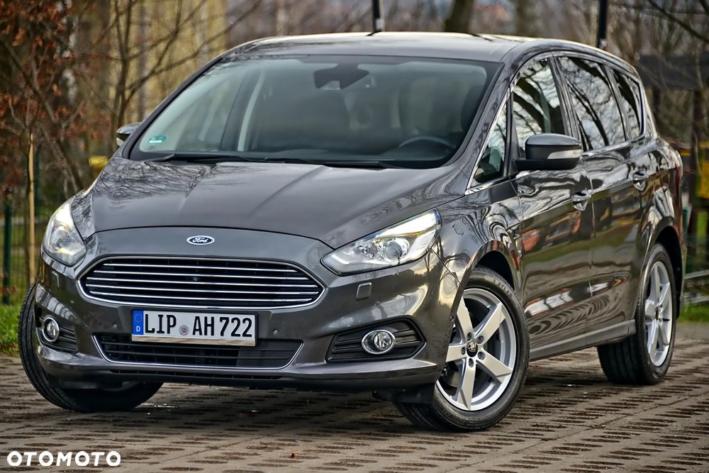 Ford S-Max 2.0 TDCi Titanium - 1