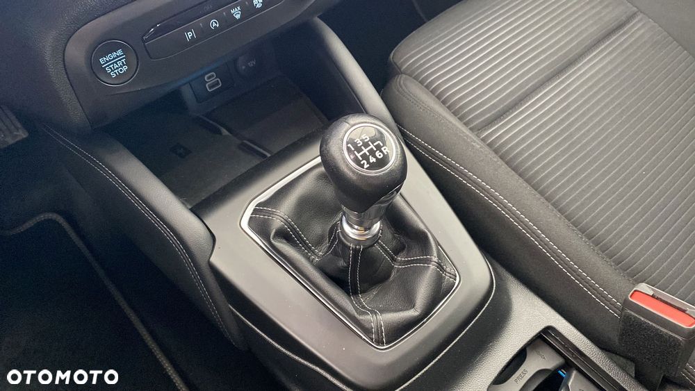 Ford Focus 1.0 EcoBoost mHEV Titanium X - 18