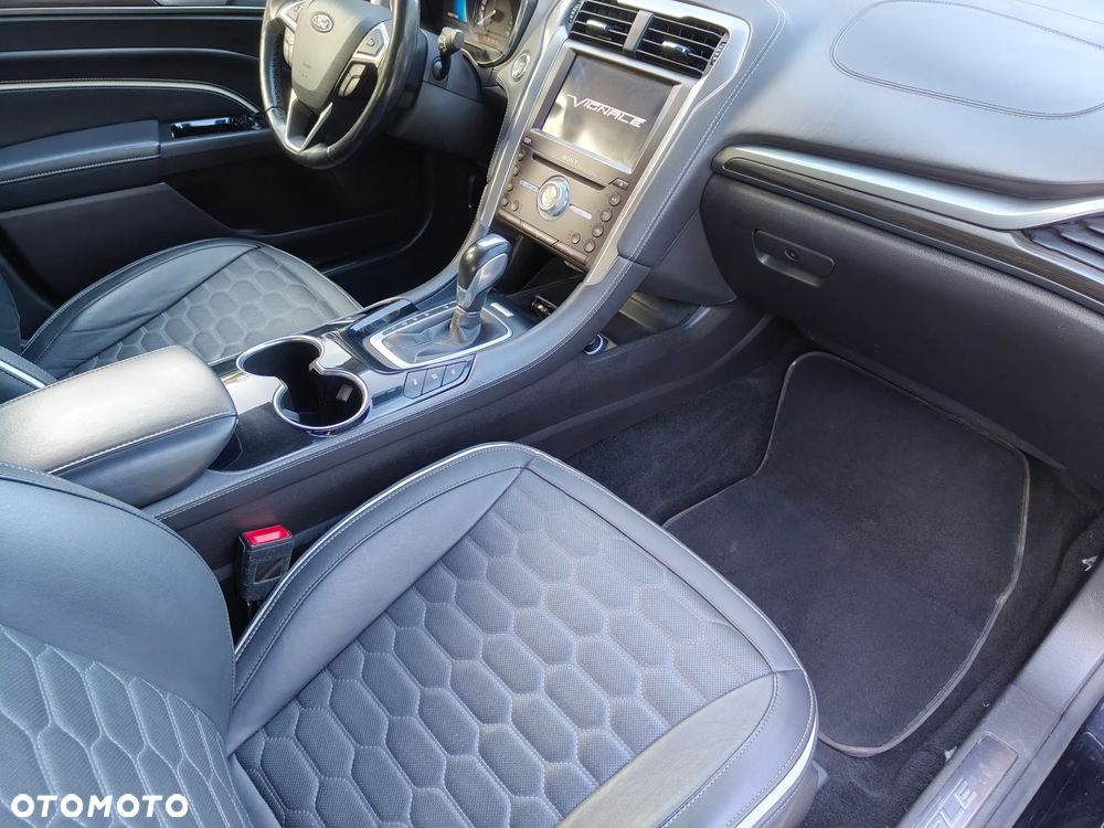 Ford Mondeo 2.0 Start-Stopp CVT Vignale - 25