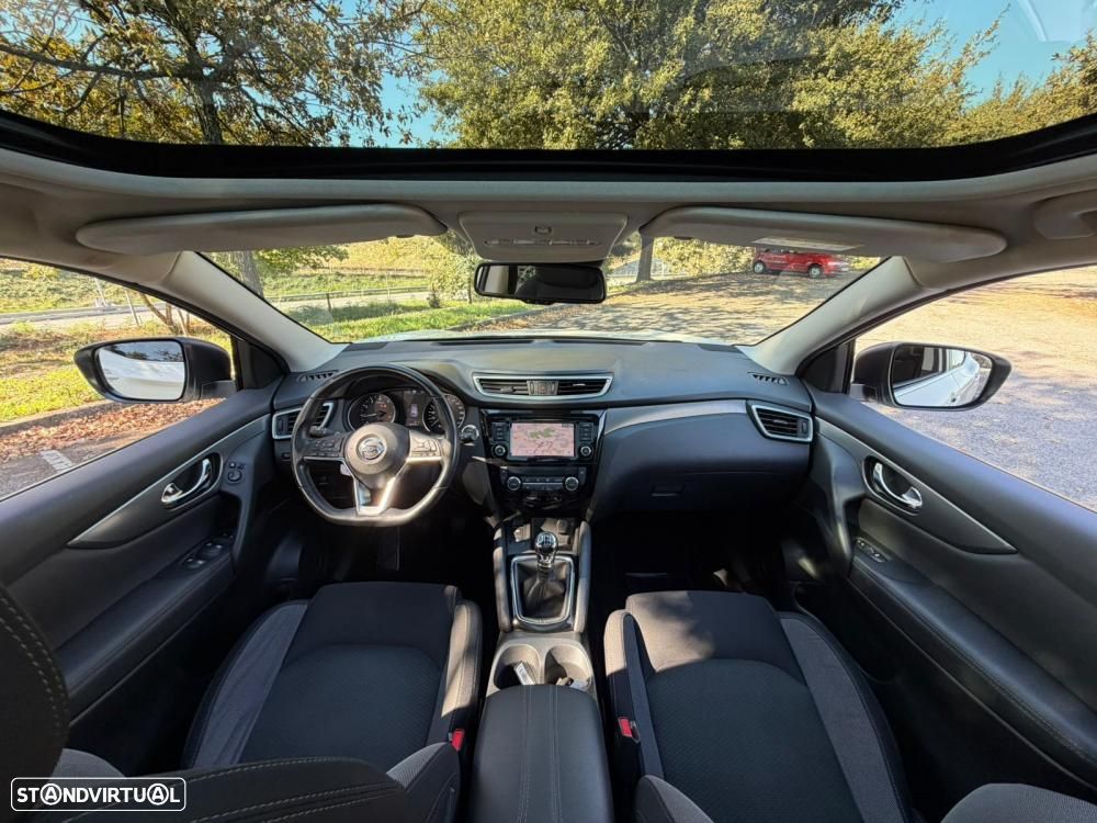 Nissan Qashqai 1.3 DIG-T MHEV Premiere Edition - 11