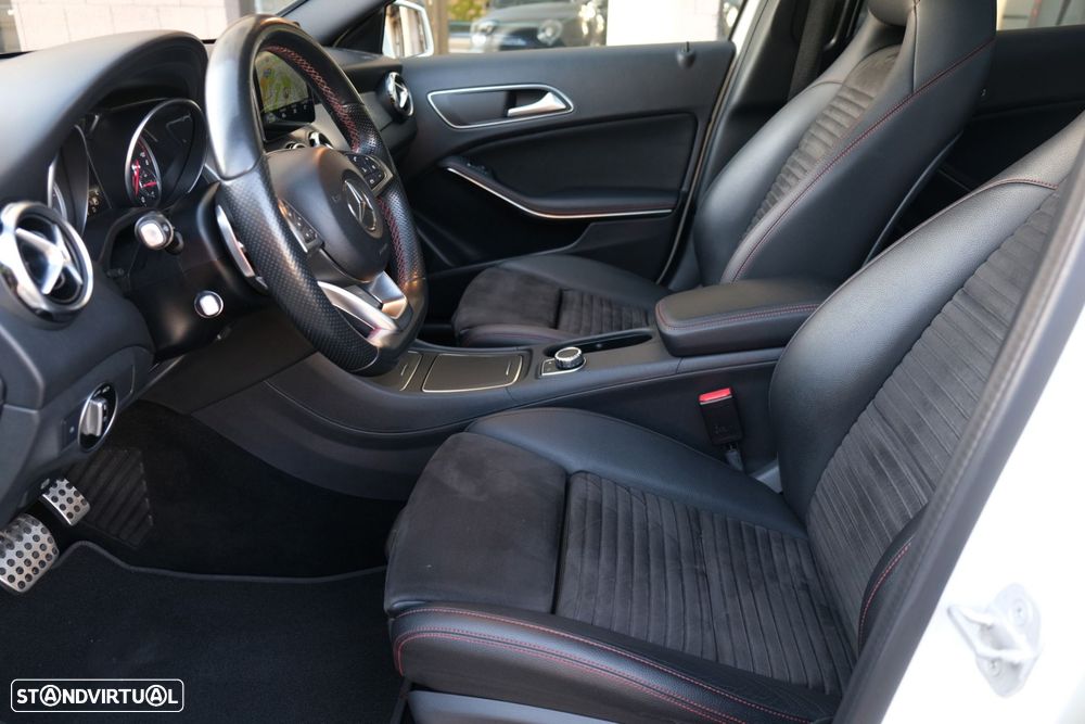 Mercedes-Benz GLA 220 d AMG Line 4-Matic - 13