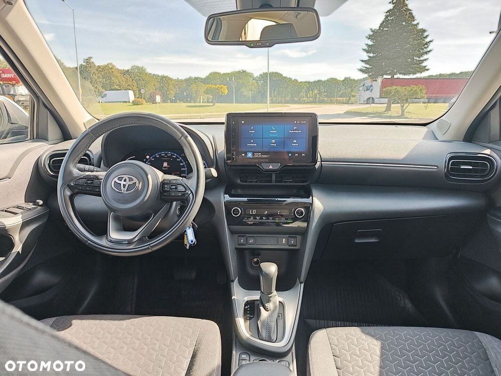 Toyota Yaris Cross Hybrid 1.5 Comfort 4x4 - 3