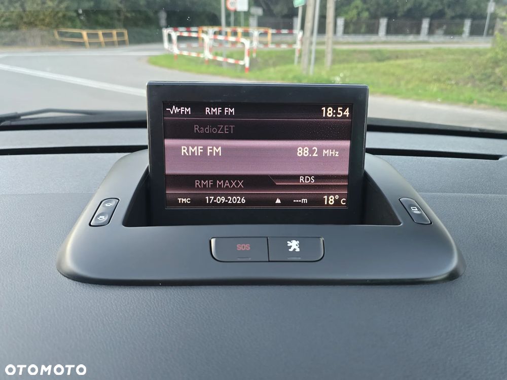 Peugeot 3008 1.6 Premium - 33
