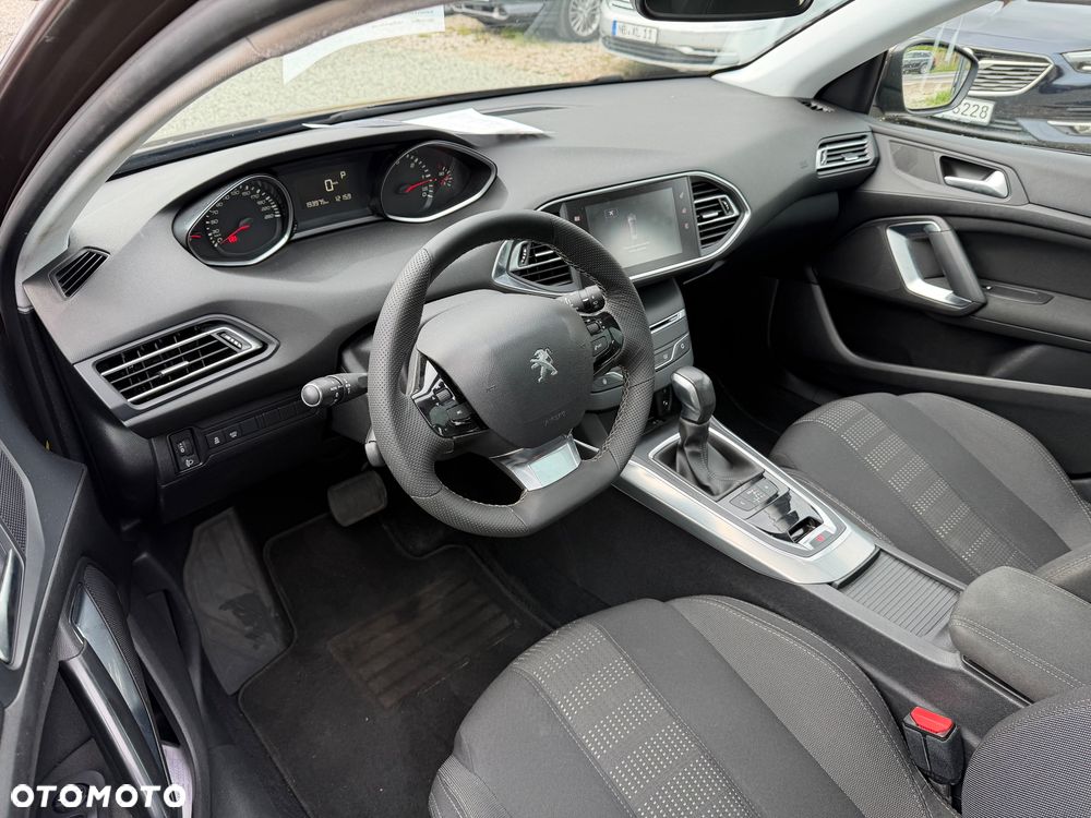 Peugeot 308 BlueHDi 150 EAT6 Stop & Start Business-Line - 38