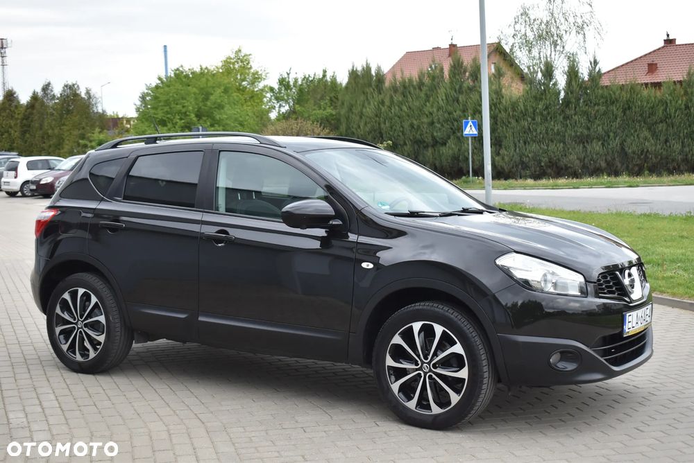 Nissan Qashqai 2.0 360 - 15