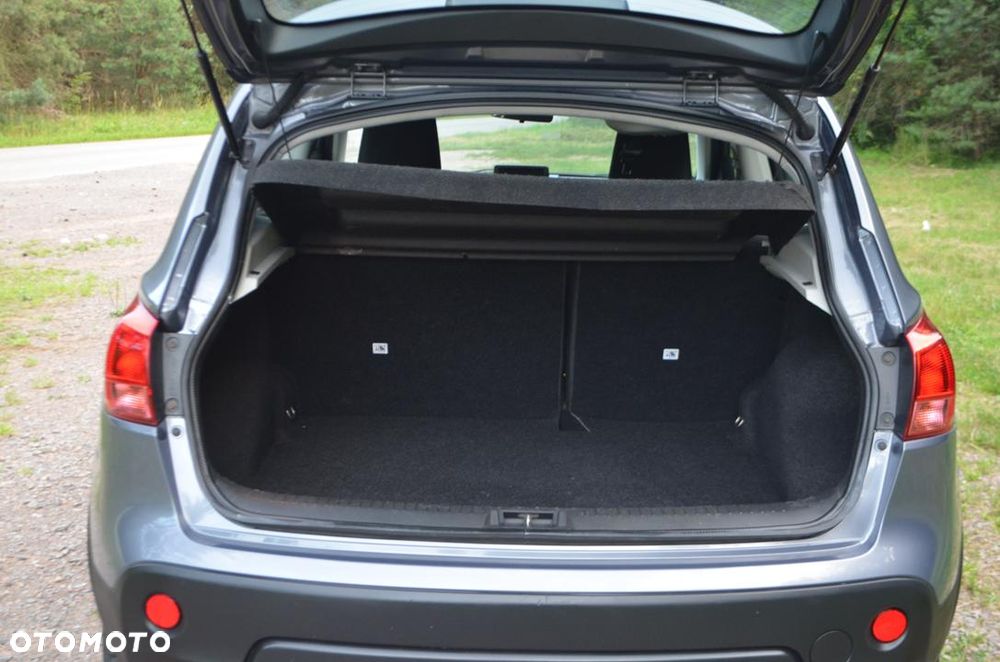 Nissan Qashqai 2.0 4 x 4 lounge - 35