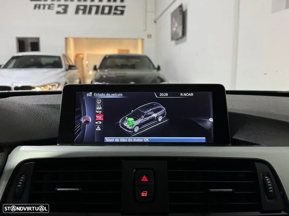 BMW 320 d Touring Pack M - 28