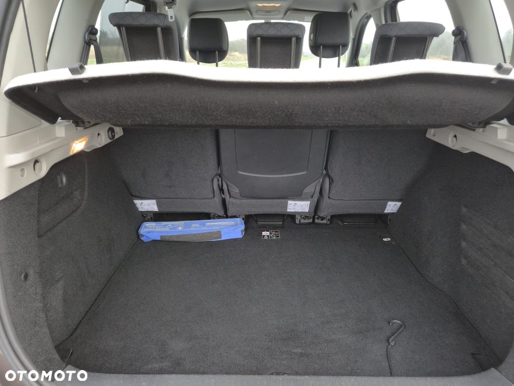 Renault Scenic 1.6 16V 110 Dynamique - 15