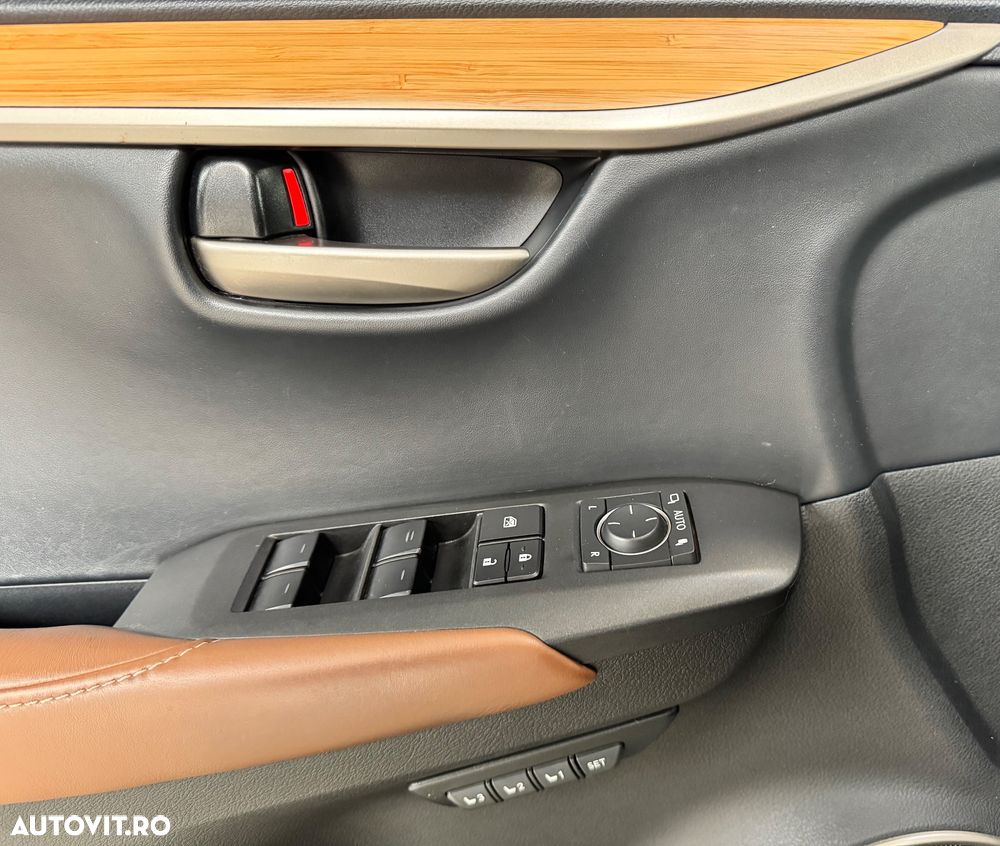 Lexus Seria NX 300h Luxury - 16