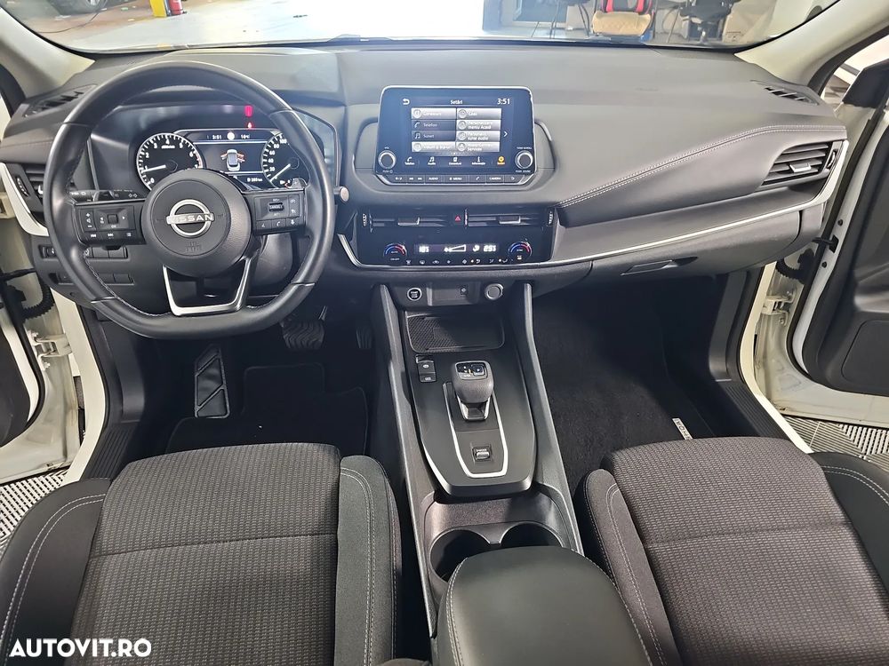Nissan Qashqai - 10