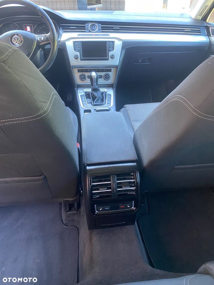 Volkswagen Passat 2.0 TDI BMT Comfortline DSG - 19