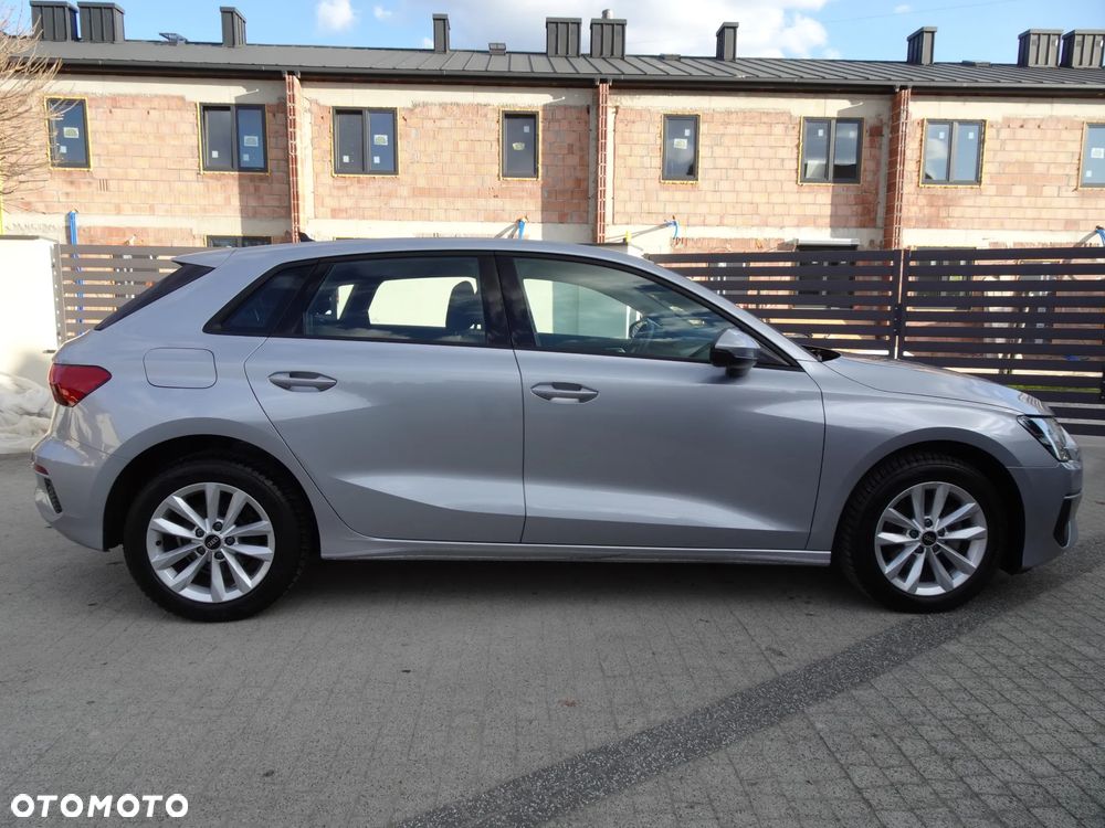 Audi A3 Sportback 30 TDI Advanced - 8