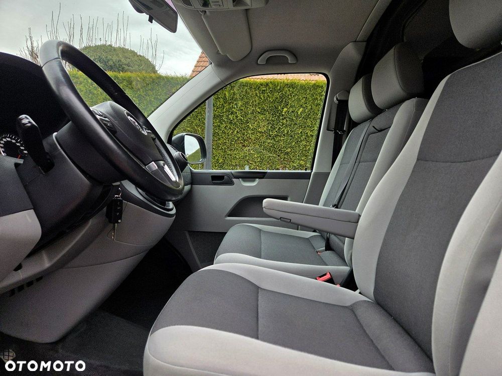 Volkswagen Transporter - 8