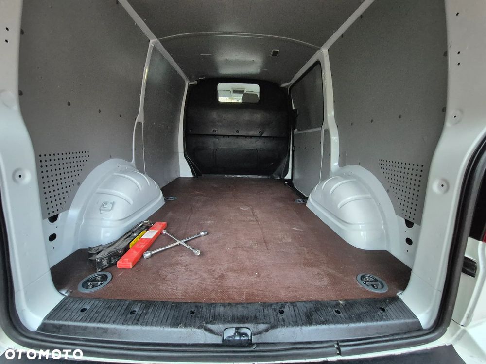 Volkswagen T5 - 19
