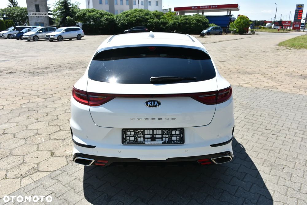 Kia ProCeed 1.6 T-GDI DCT7 OPF GT - 10