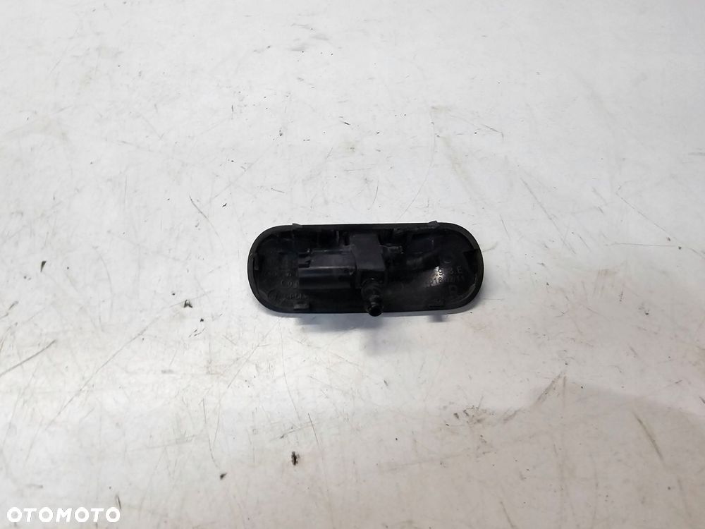 DYSZA SPRYSKIWACZA PRAWA AUDI A1 8X LIFT 8X0955988E - 3