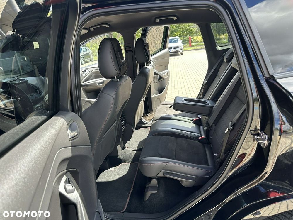 Ford Kuga 2.0 TDCi 4x2 ST-Line - 13