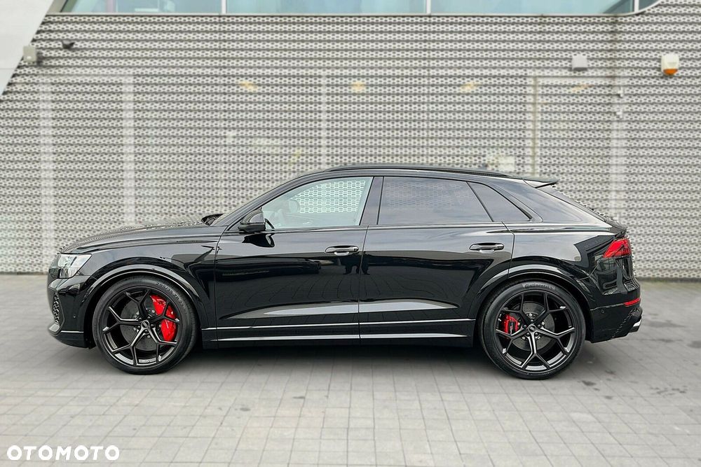 Audi RS Q8 - 11