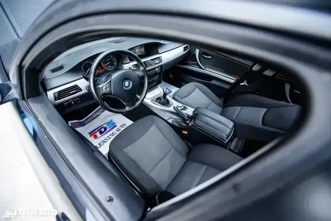 BMW Seria 3 320i Edition Sport - 14