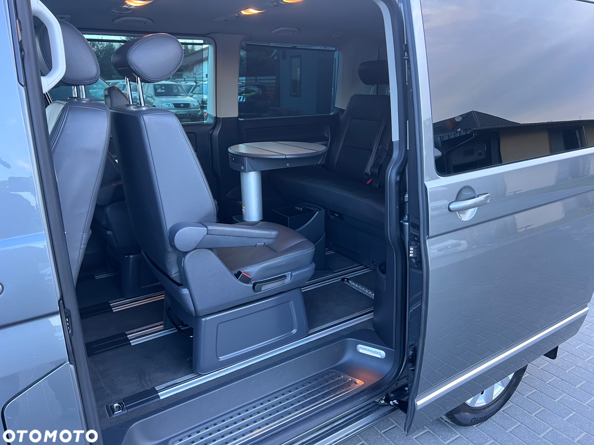Volkswagen Multivan 2.0 BiTDI L1 Highline DSG - 24