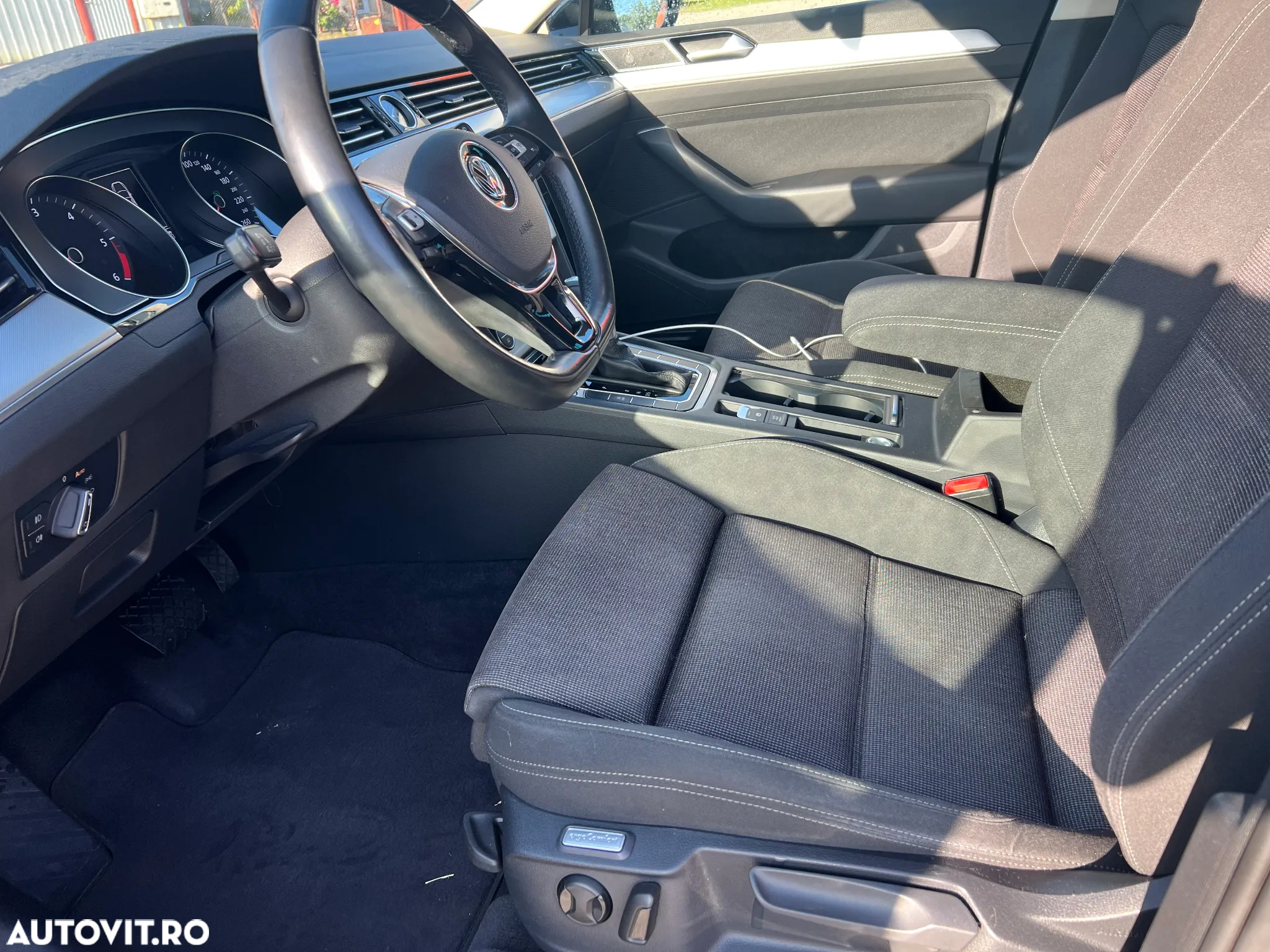 Volkswagen Passat Variant 2.0 TDI DSG Comfortline - 13