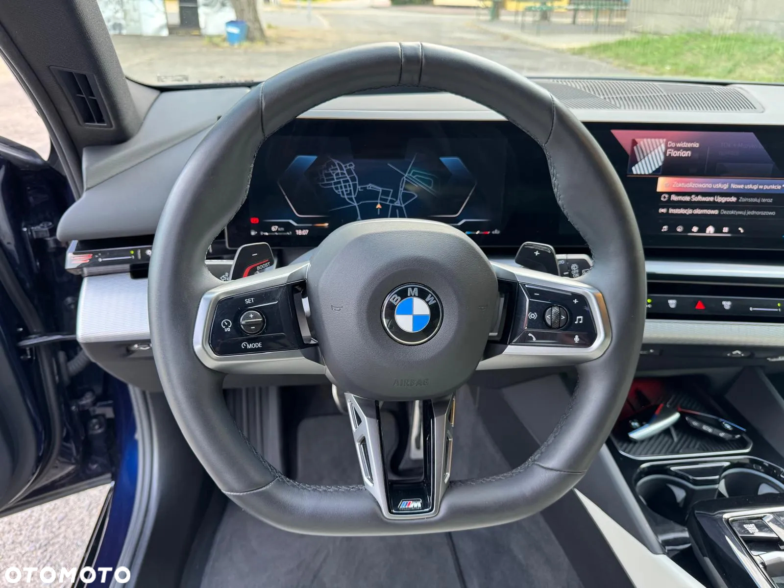 BMW Seria 5 520d xDrive Touring - 28