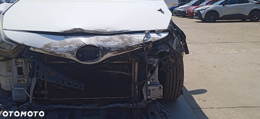 Toyota Prius+ - 8