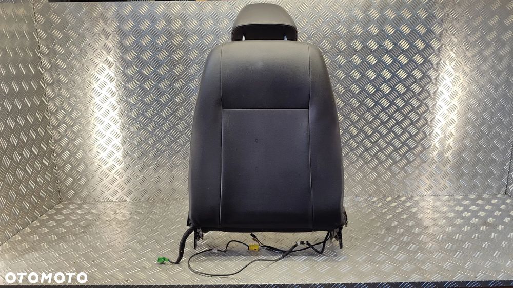 VW TOUAREG 7P 10-18R OPARCIE FOTELA PRAWEGO ZAGLOWEK AIR BAG 7P0971582C SKÓRA - 5