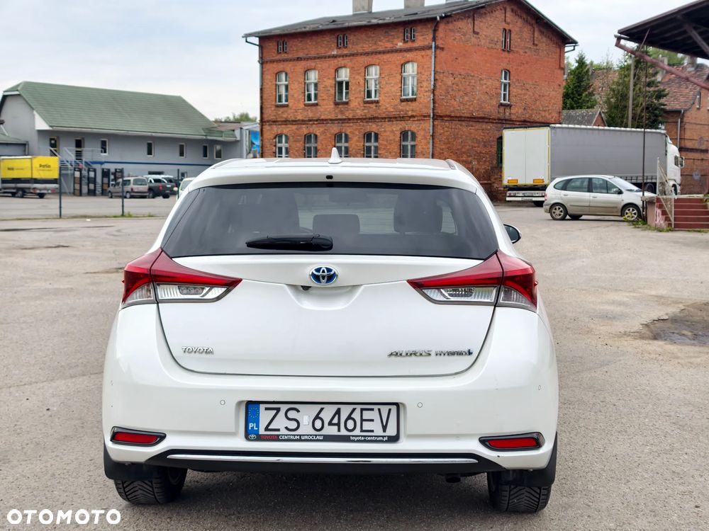 Toyota Auris 1.8 HSD Luna - 7