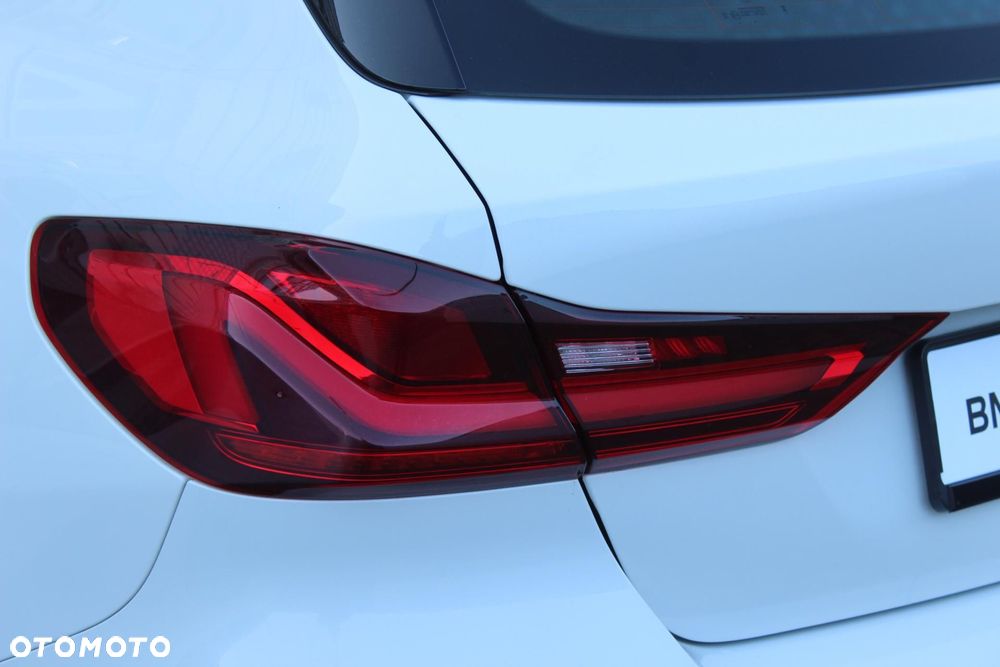 BMW Seria 1 - 18