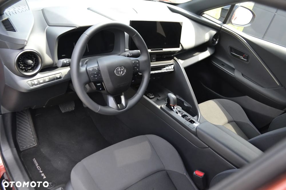 Toyota C-HR 2.0 PHEV Dynamic Force Style - 24