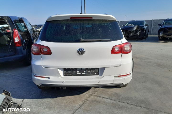 Dezmembrez Volkswagen VW Tiguan 1 5N [2007 - 2011] Crossover 2.0 TDI - 4