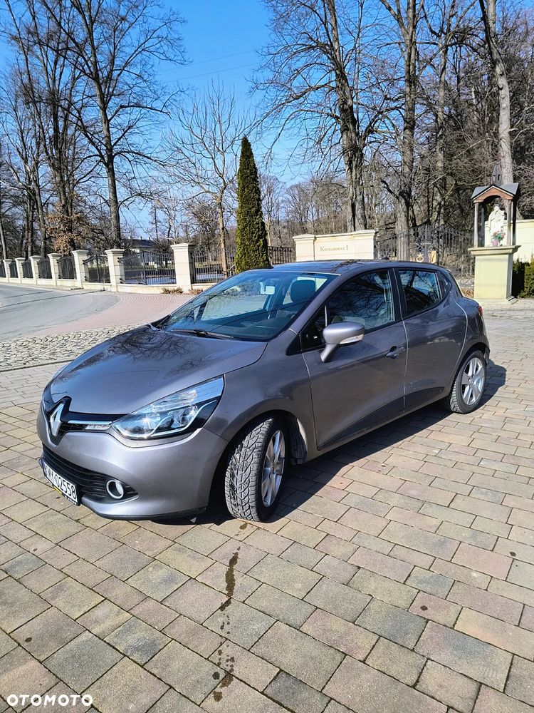 Renault Clio TCe 90 Paris - 2