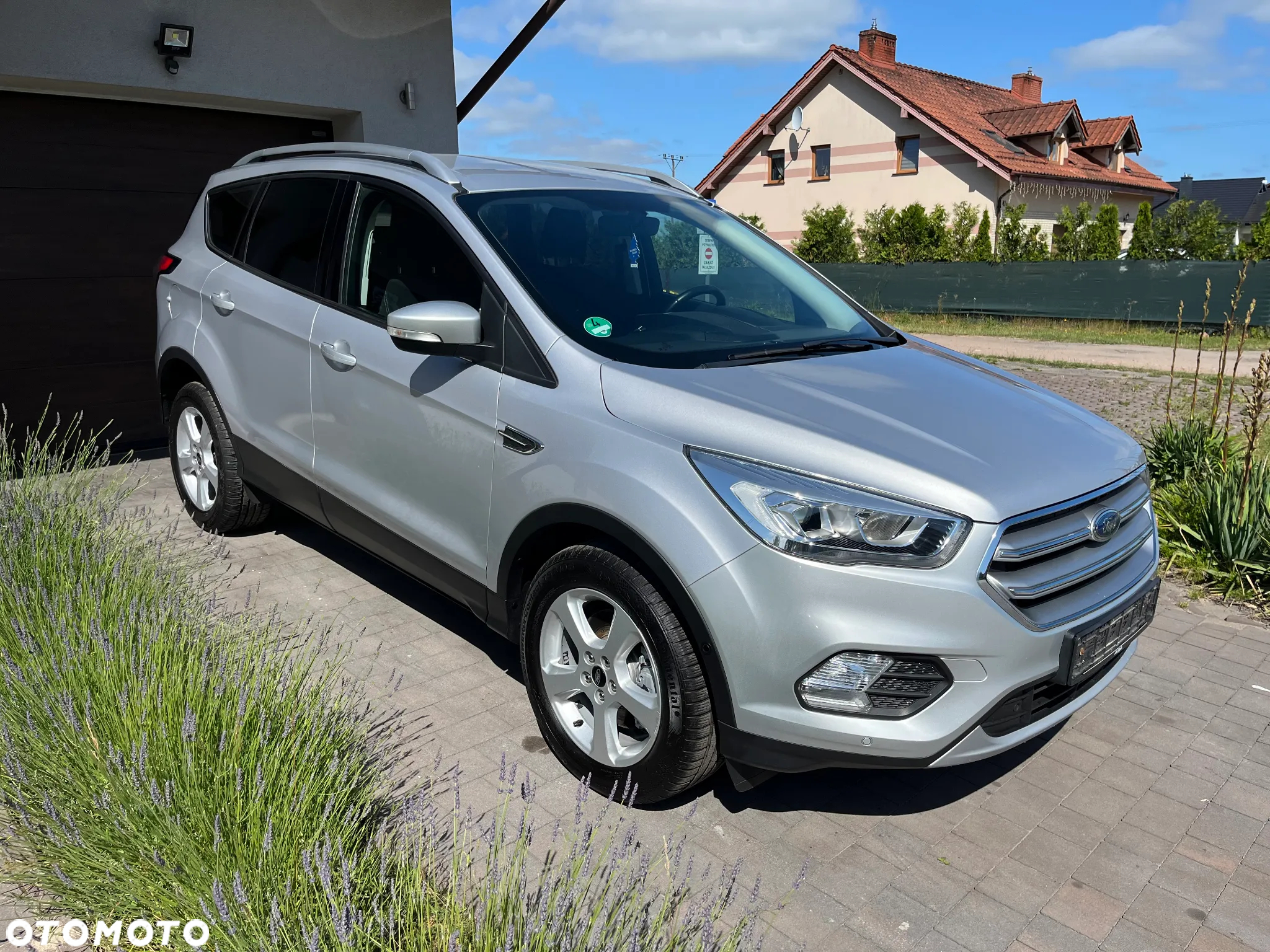 Ford Kuga 2.0 TDCi 2x4 Titanium - 2