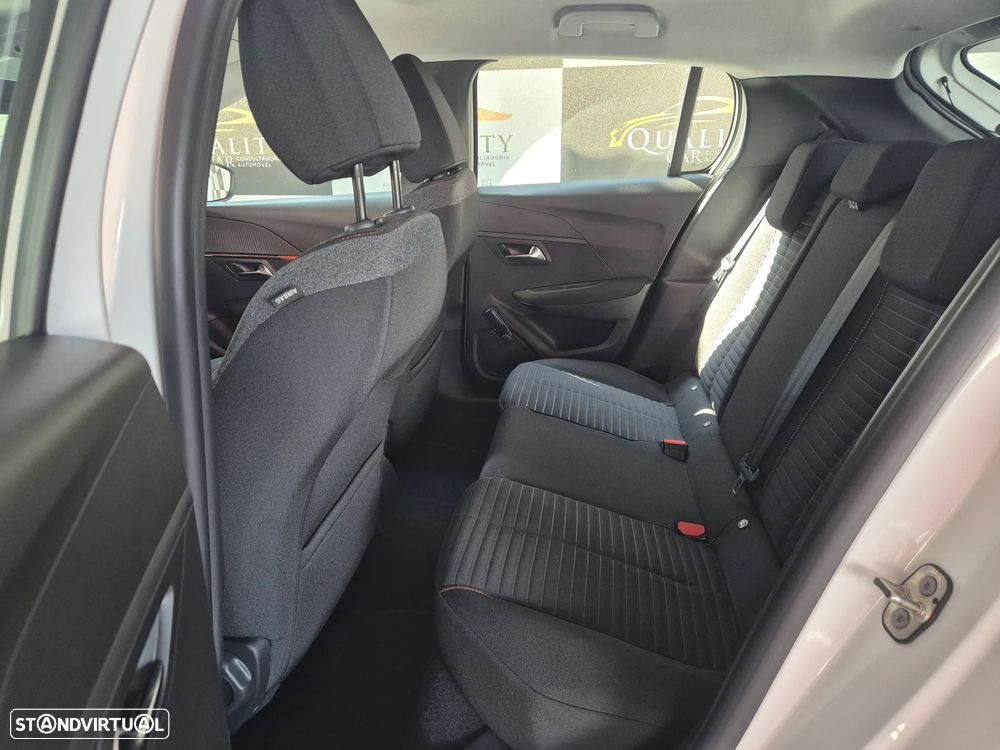 Peugeot 208 BlueHDi 100 Active Pack - 9