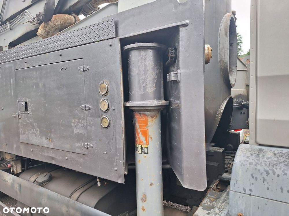 MAN Tga 33.400 6X4 + Kcp 38 Zx170 - 36