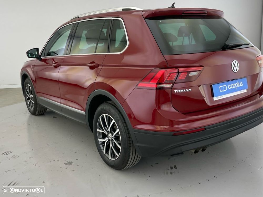 VW Tiguan 2.0 TDI Highline DSG - 24