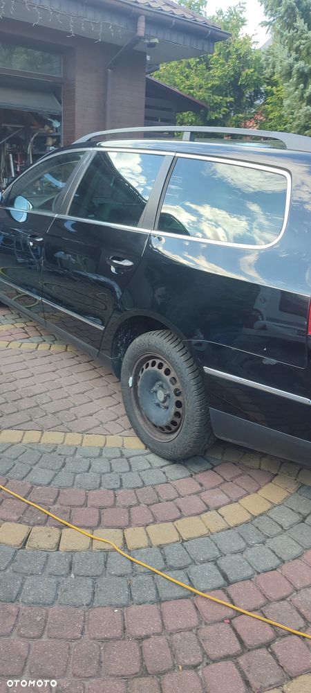 Volkswagen Passat 1.6 FSI Automatik Comfortline - 5