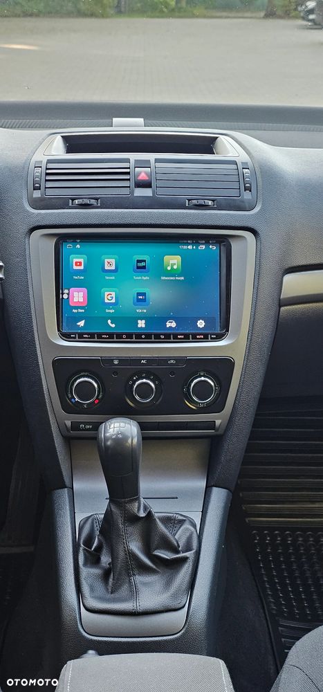 Skoda Octavia 1.6 - 24