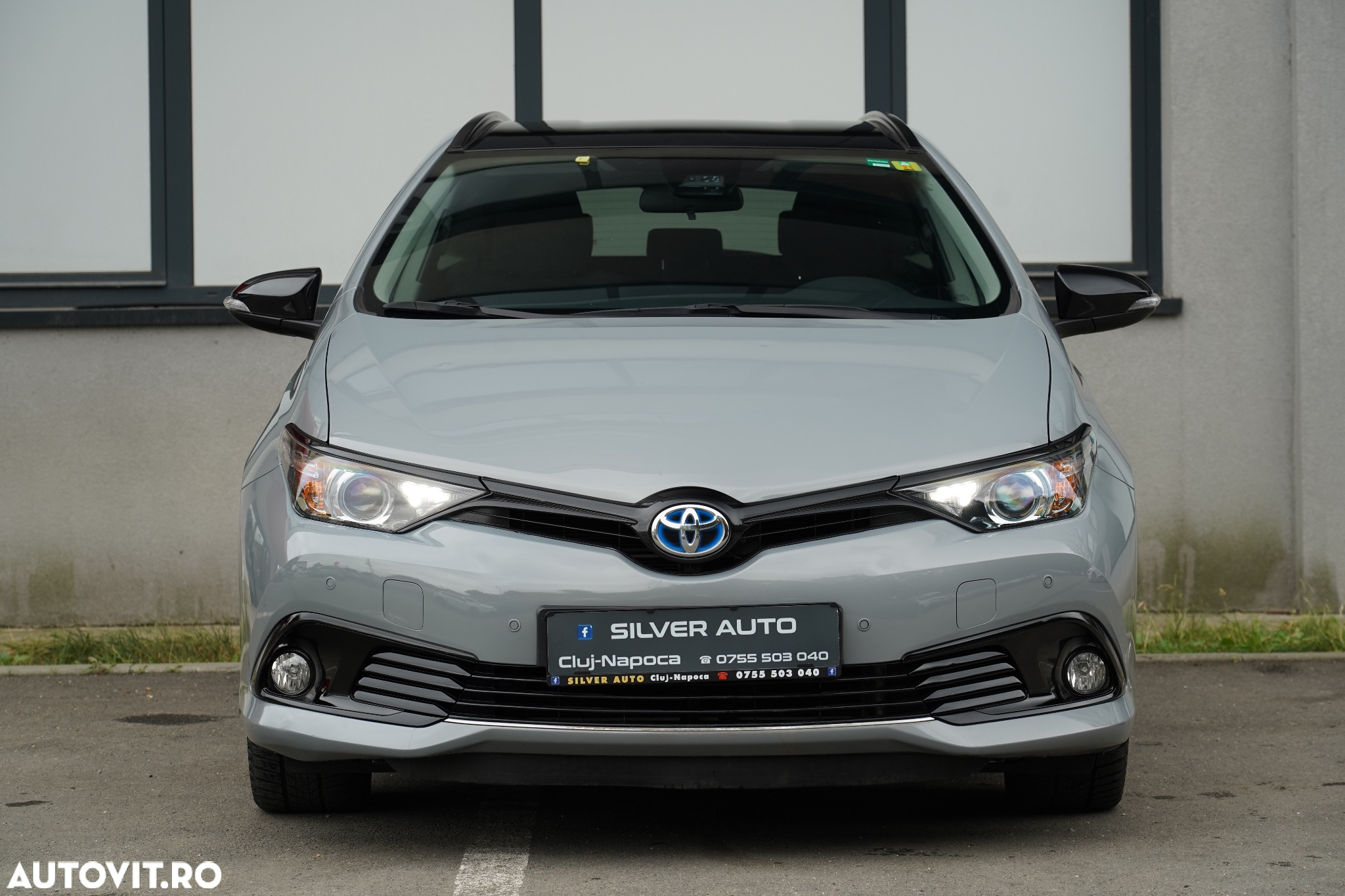 Toyota Auris 1.8 L VVT-i Hybrid Sol - 19
