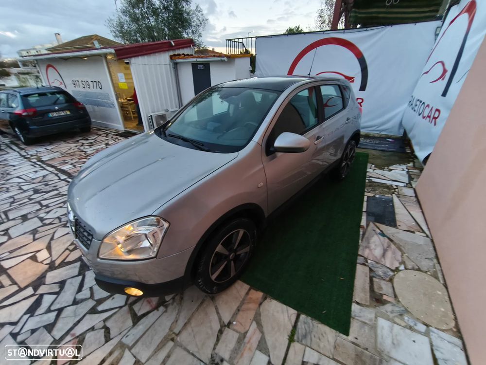 Nissan Qashqai 2.0 dCi Backstage NAVI FPD - 29