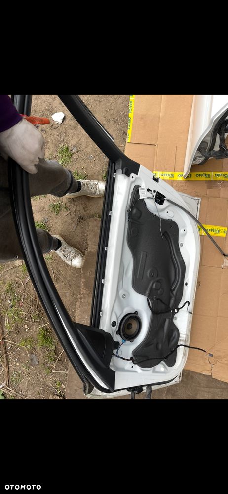 Drzwi Lewy przod tyl BMW 3 F30 300 / 0 - 9