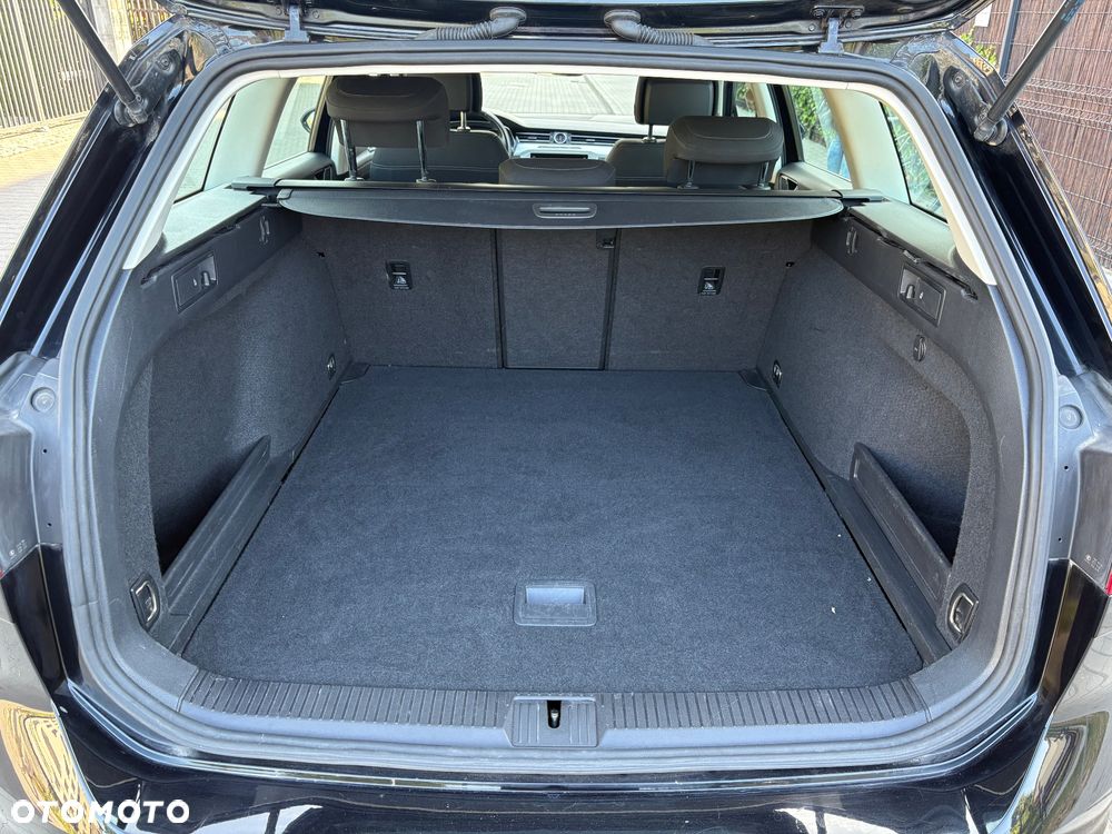 Volkswagen Passat Variant 1.5 TSI EVO Comfortline DSG - 25